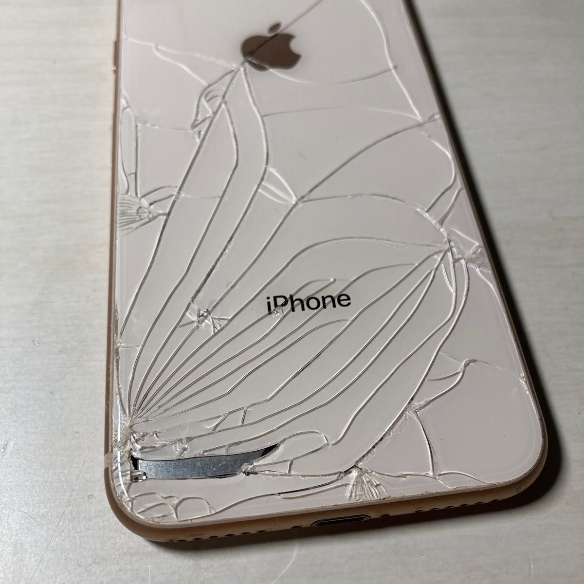【ジャンク品】ピンクゴールド iphone 本体 50696 iPhone8 64GB ゴールド SIMフリー ジャンク品 本体のみ