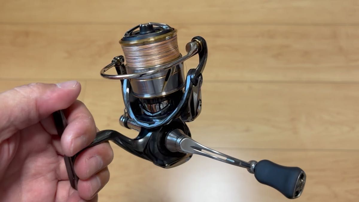 【美品】ダイワ 20ルビアス FC LT2000S 巻き良好 PE不要1,000円引き リールスタンド有り DAIWA アジング