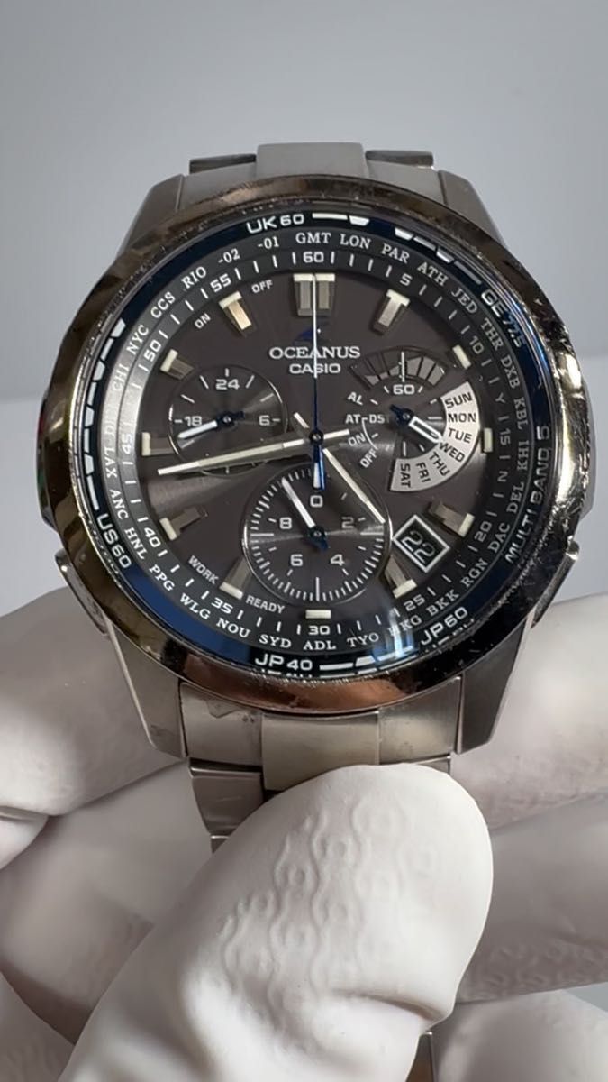 釣り好きの方におすすめします。タイドグラフ・箱付!CASIO・OCEANUS・OCWーM700・電波ソーラー