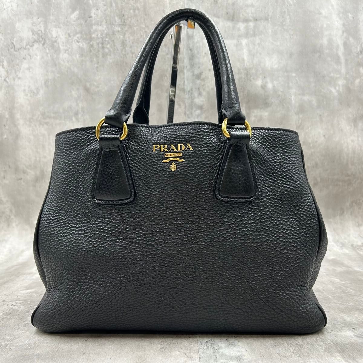 PRADA●ダイノトートバック ショルダーバック 2WAY 極美品】 プラダ ショルダーバッグ 2way トートバッグ ロゴ金具