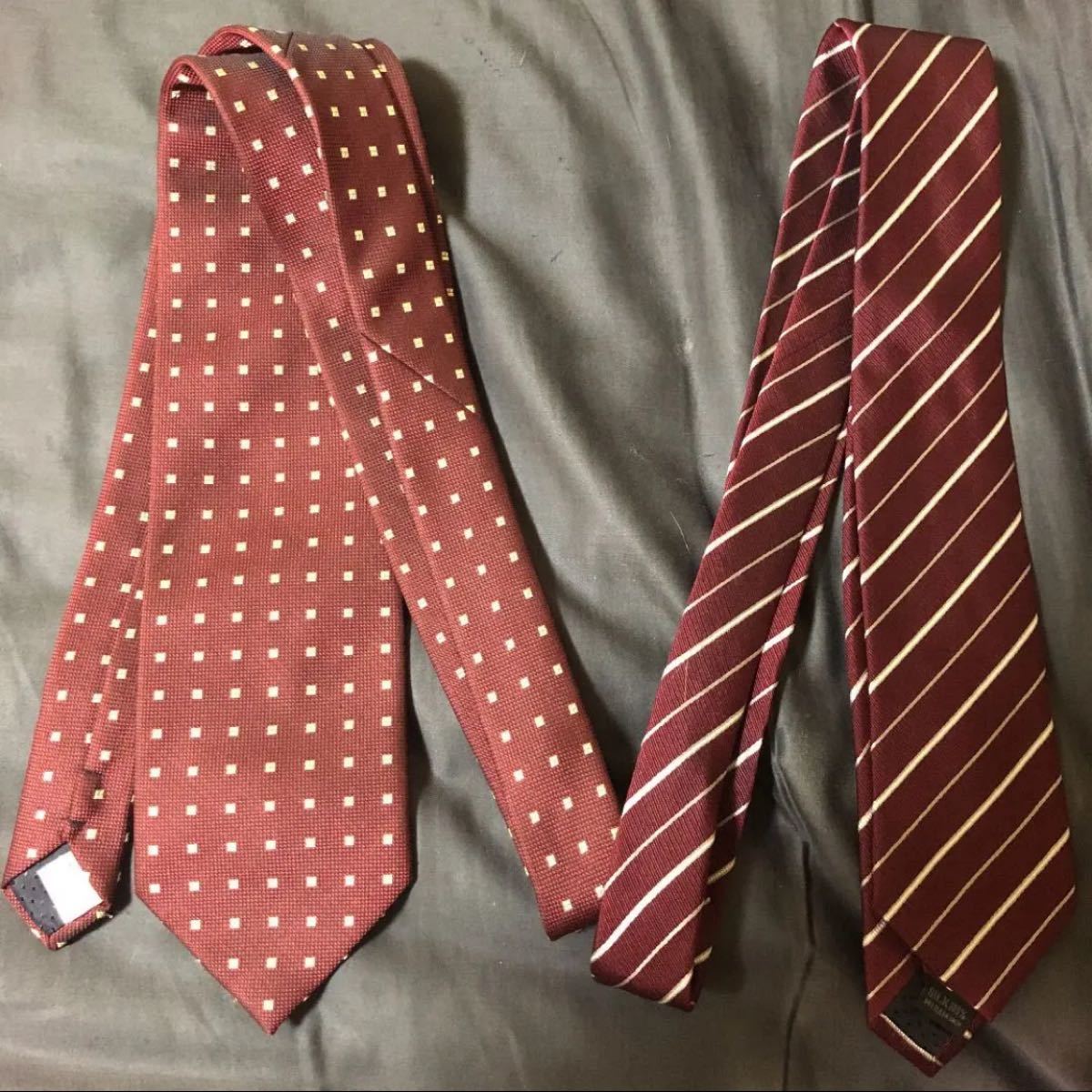 【縁起物】赤地ネクタイ2本セット