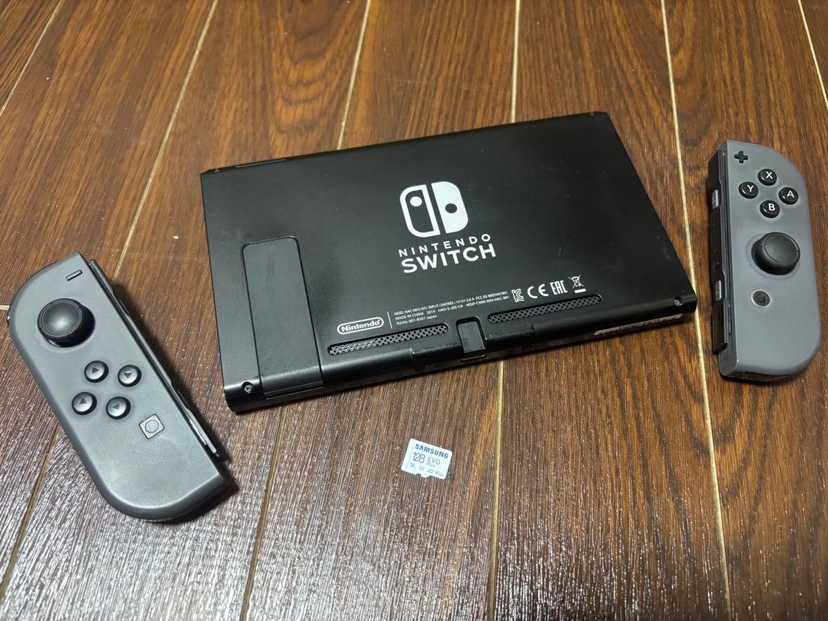 Nintendo Switch グレー本体、256GB SDカード付き Nintendo 任天堂 Switch グレー SDカード付き 本体ケース付き