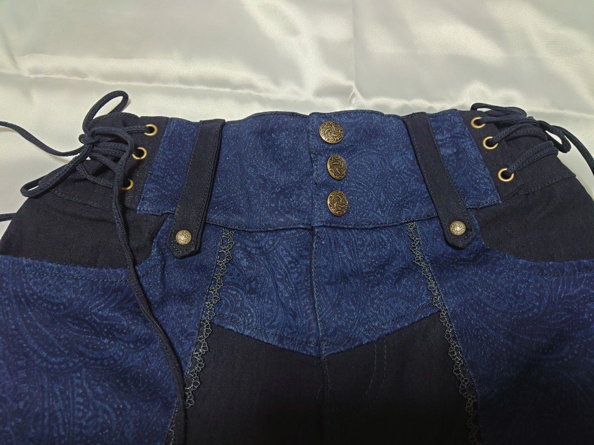 ozz on japan * 刺繍入りショートパンツ OZZON JAPAN Ozz On オッズオン 薔薇刺繍ショートパンツ|Yahoo