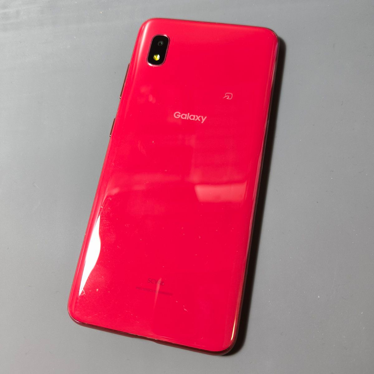 おまけ付き/美品Galaxy A20 SCV46 レッド SIMフリー本体 おまけ付き/美品Galaxy A20 SCV46 レッド SIMフリー本体