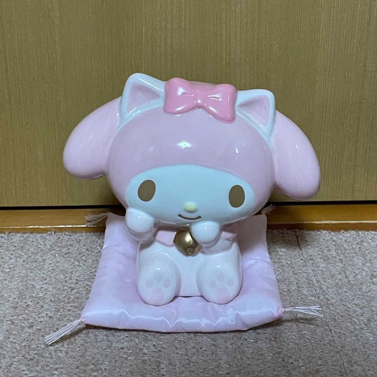p*5様 まとめ売り サンリオ マイメロディ 招き猫 貯金箱 陶器 他小物二点 マイメロディ貯金箱 招き猫|Yahoo!フリマ(旧PayPayフリマ)