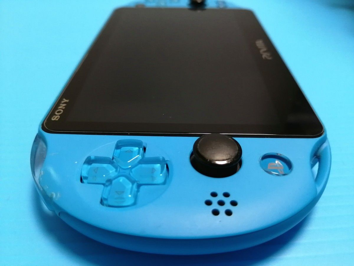 PSVITA PCH-2000 ブルー 充電器付き PSVITA PCH-2000 ブルー 充電器付き Amazon | PlayStation Vita
