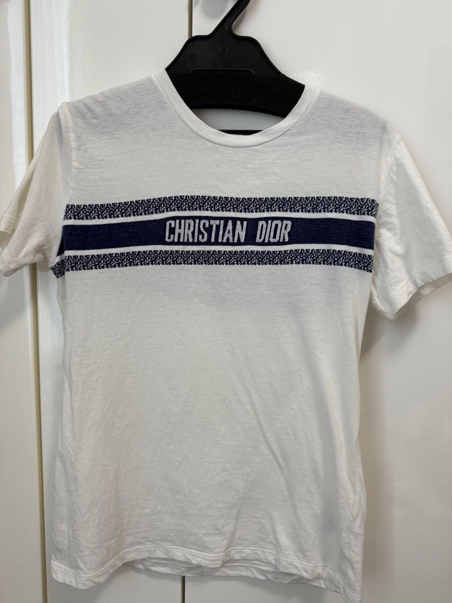 【最終値下げ】Dior シグネチャー バンド ロゴ Tシャツ Dior シグネチャーバンドロゴ Tシャツ|Yahoo!フリマ(旧PayPay