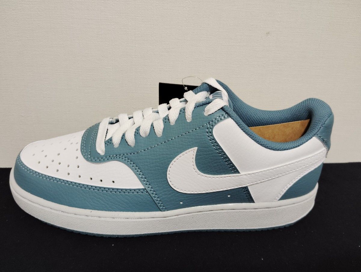 NIKE ★【スニーカー】コートから日常までの快適さが魅力な一足 新品25cmNIKEナイキ コートビジョンAF1エアフォース1好きに