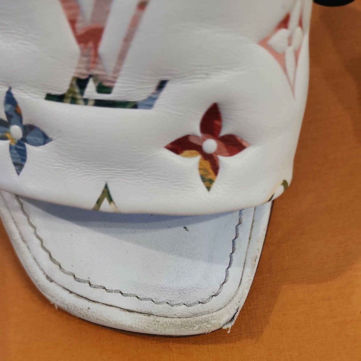 【花柄刺繍でエレガント♡】Louis Vuitton ミュール LOUIS VUITTON モノグラムフラワー ミュール|Yahoo!フリマ(旧