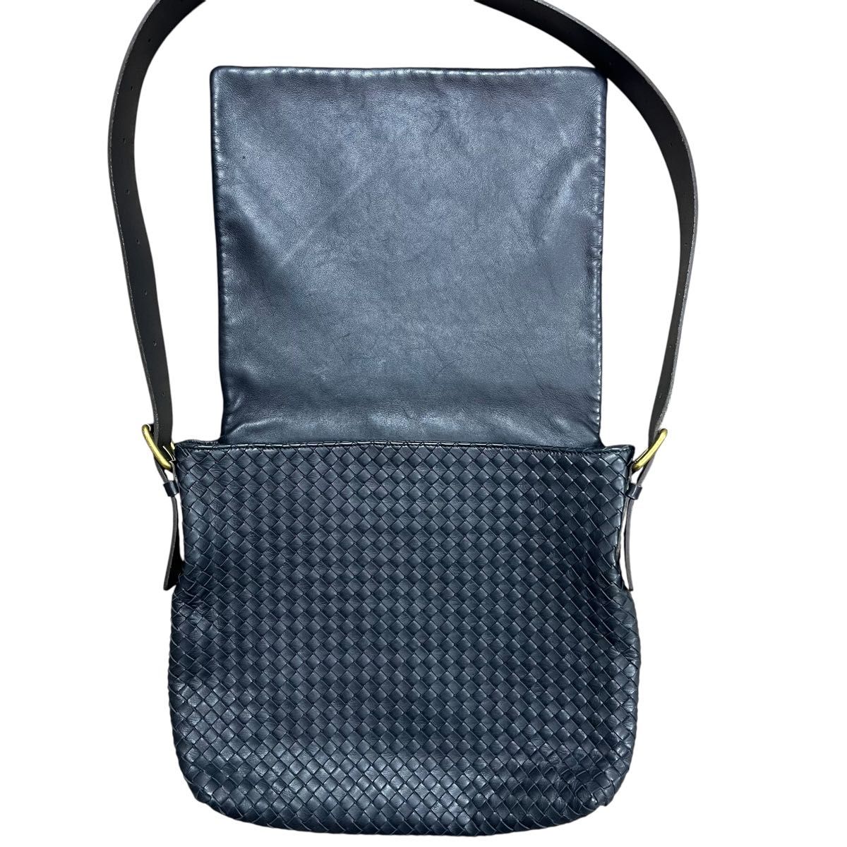 【BOTTEGA VENETA】イントレチャートレザーメッセンジャーバッグ BOTTEGA VENETA イントレチャート ショルダー バッグ レザー