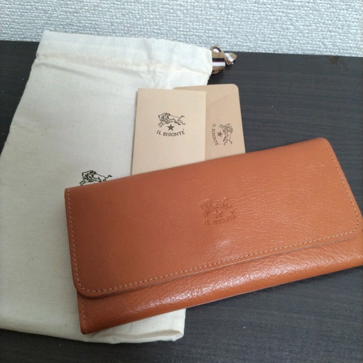 イルビゾンテは⭐︎ブラウン 長財布カウレザー本革定価42000円➕TAX 新品 イルビゾンテ 本革 レザー 財布 ウォレット キャラメル