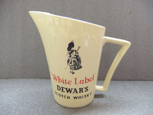 700479w【DEWAR'S デュワーズ「ホワイトラベル スコッチウイスキー」ピッチャー】JOHN DEWARS & SONS/中古品/陶器製/水差し/酒器_画像1