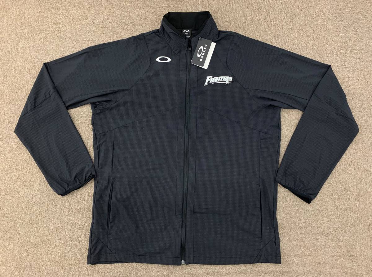 【球団スタッフ支給】2018 パ・リーグ 北海道日本ハムファイターズ Oakley オークリー enhance double cloth jacket クロスジャケット 新品_画像1