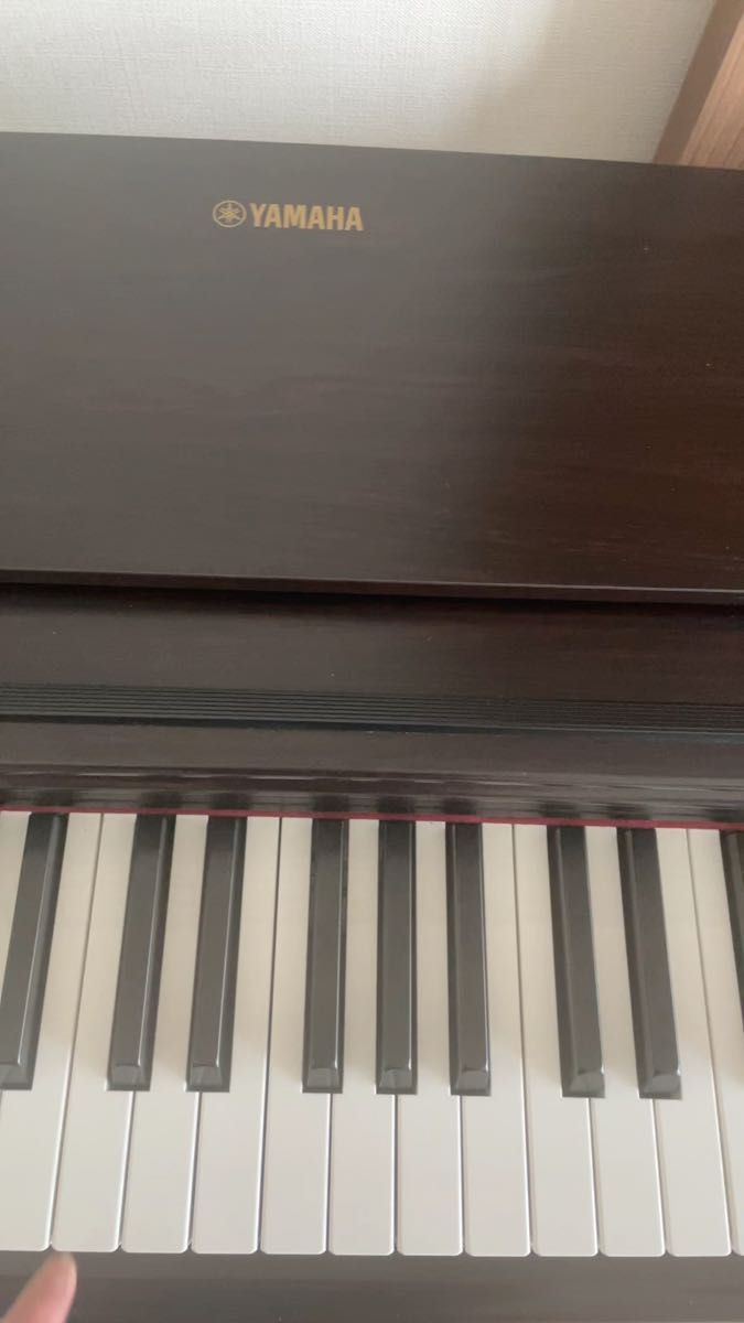 【送料込み】YAMAHA 電子ピアノ ARIUS YDP-143 ダークブラウン 2016年製 おまかせ配送 本体のみ ヤマハ