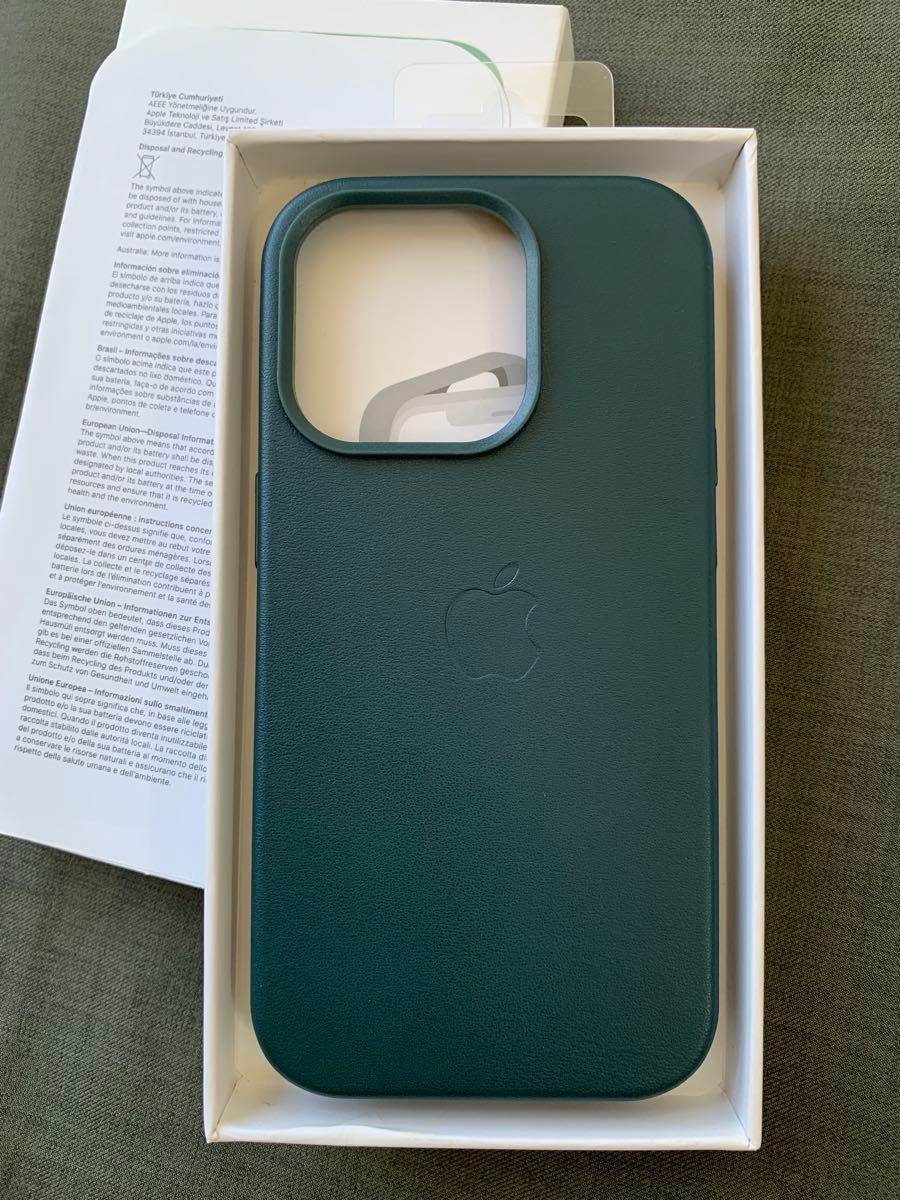 【未使用】Apple iPhone 14 Pro レザ フォレストグリーン 正規 新品 iPhone14 Pro 純正品 レザーケース フォレストグリーン