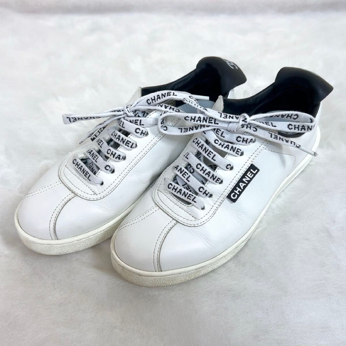 【格上スニ】 CHANEL ココマーク スニーカー ホワイト 25A新作 CHANEL シャネル クラシック スニーカー ココマーク 35 22 5cm