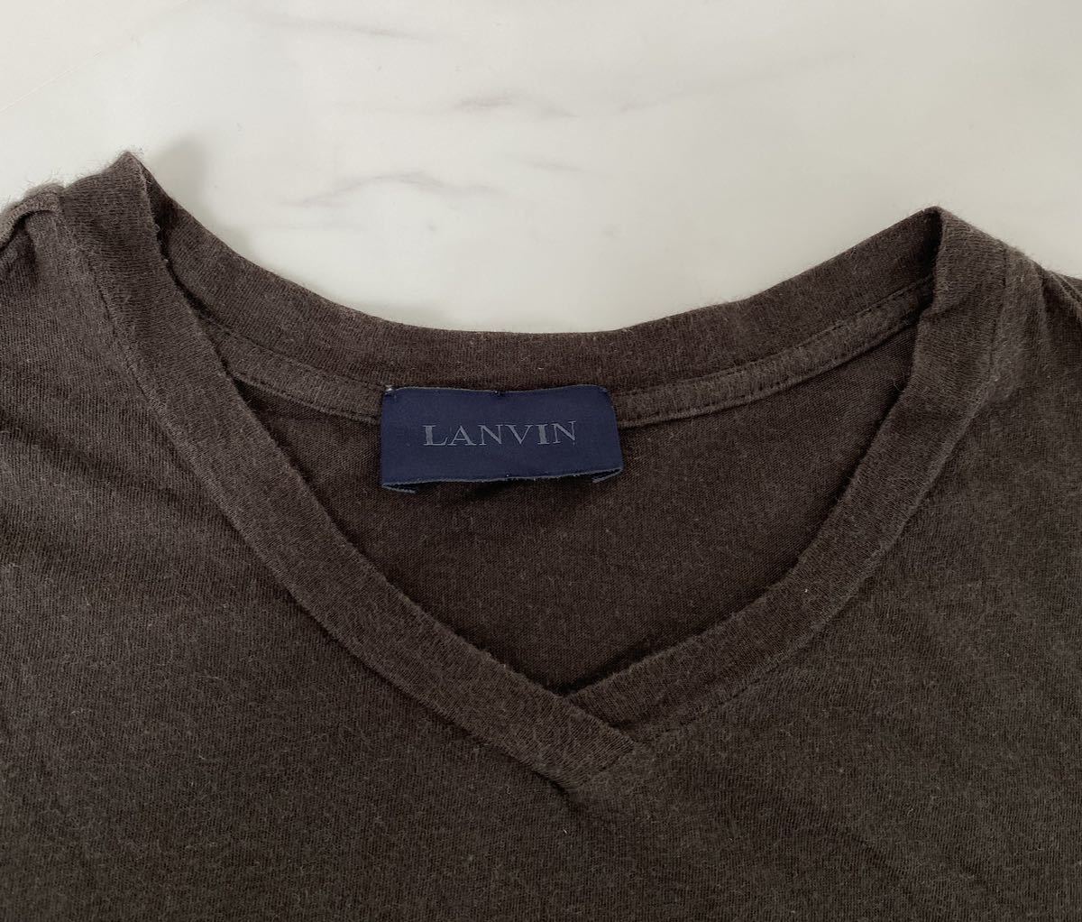 美品 希少 LANVIN 袖シルク 装飾 Vネック Tシャツ S チャコール ブラウン ランバン メンズ 春夏 最高級 コットン インド製 国内正規品_画像4