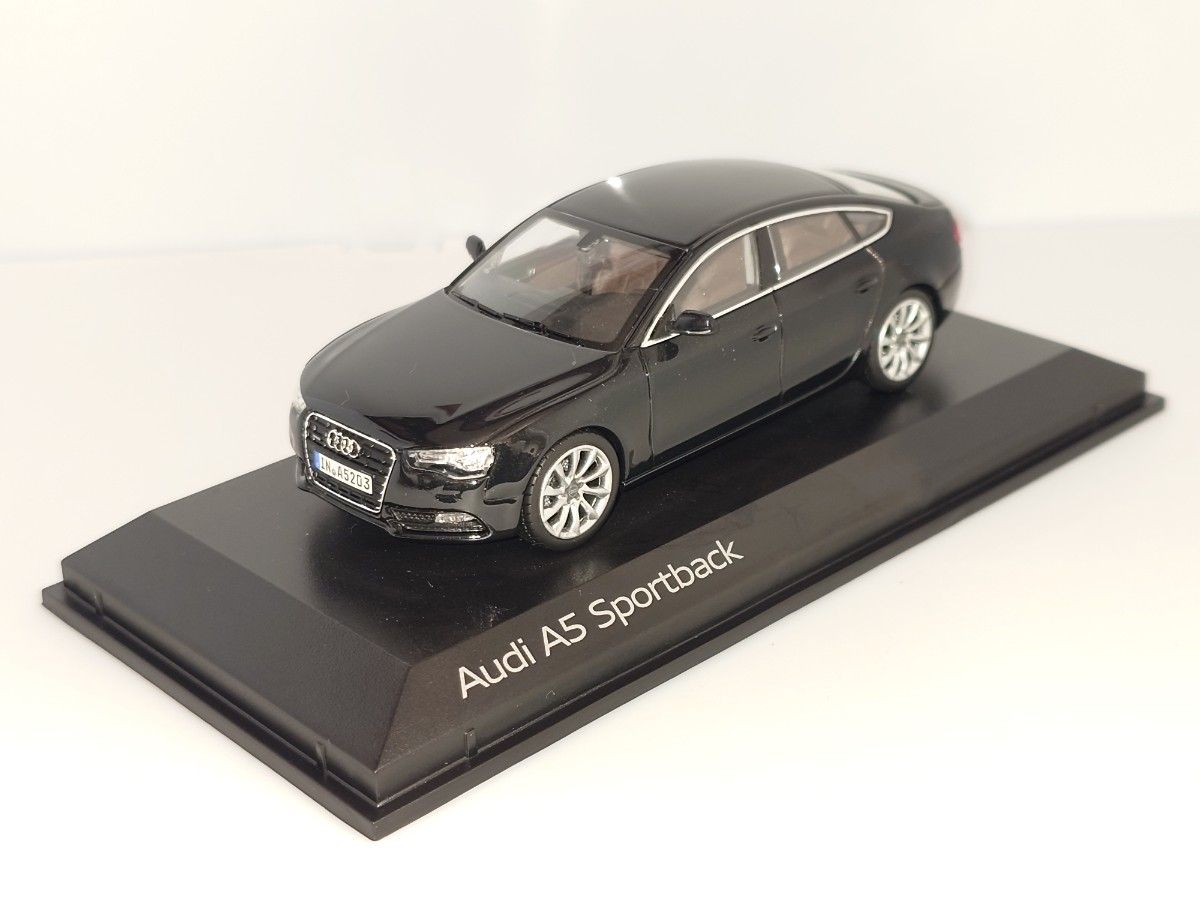 ノレブ アウディ A5 スポーツバック 1/43 ミニカー ブラック ノレブ アウディ A5 スポーツバック 1/43 ミニカー ブラック