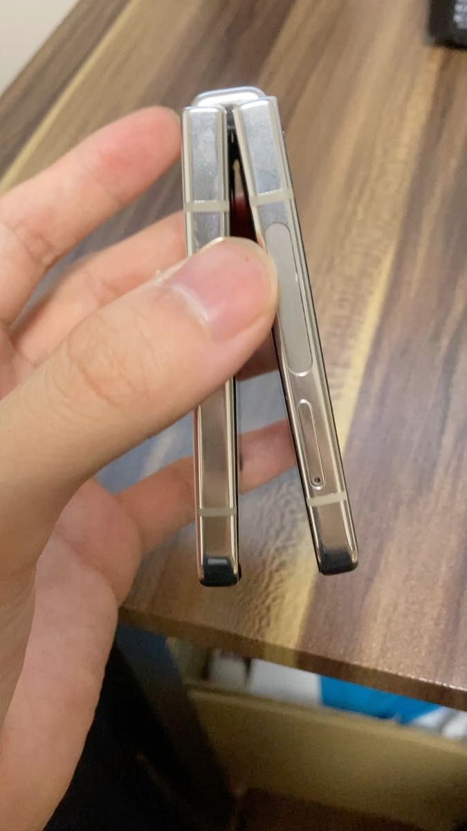 【格安出品!】【即日発送!】Galaxy ZFlip5 512GB
