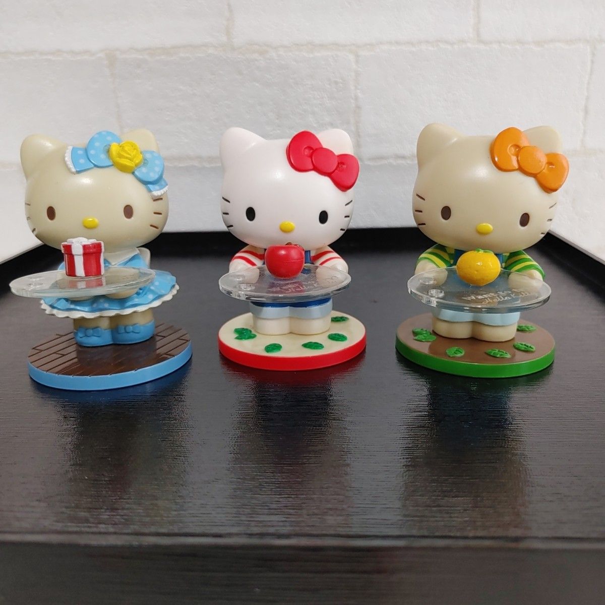 希少 キティ フィギュア アクセサリートレイ レトロ 3個セット KITTY 希少 キティ フィギュア アクセサリートレイ レトロ 3個セット