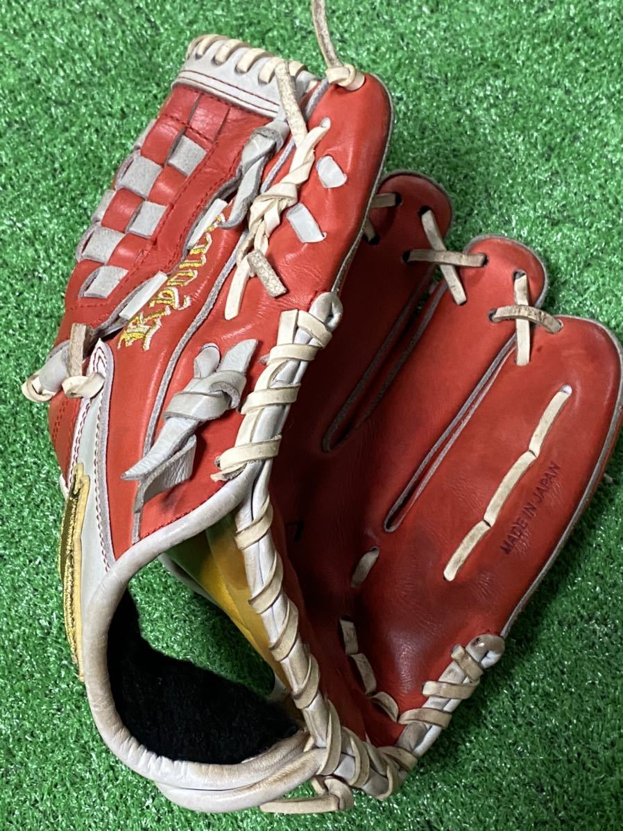 オリックスバファローズ 3 安達了一 公式戦実使用グラブ オリックスバファローズ 3 安達了一 公式戦実使用グラブ