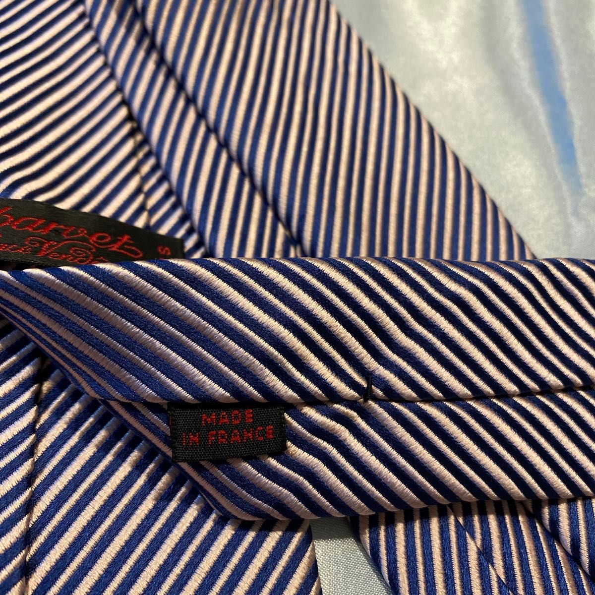 【良品】 シャルべ ネクタイ シルク ネイビー 光沢感 ヘリンボーン フランス製 Charvet PARIS シャルべ フランス製高級ストライプ シルク