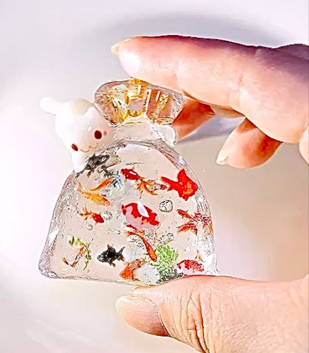 即買い◎再販×9 大きめ 金魚袋にじゃれつく猫*涼しげ立体バッグチャーム 値下げ質問不可