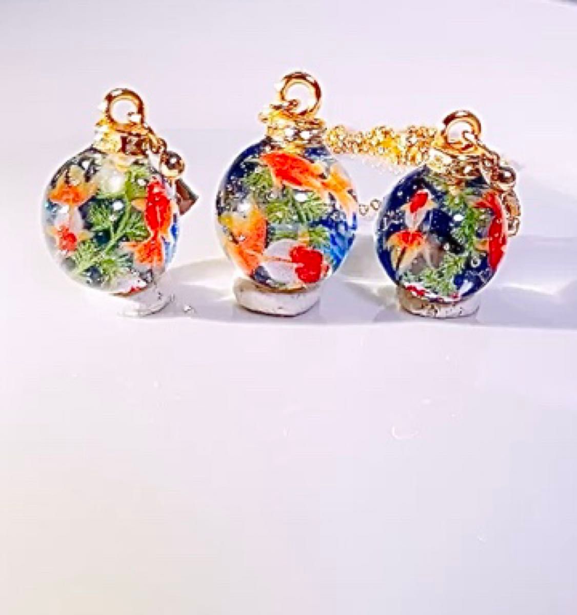 即買い翌日発送◎ 再販×5 K16gp 金魚 蒼の水庭 天然石 ピアス ネックレスセット イヤリング変更可 値下げバラ売りは不可