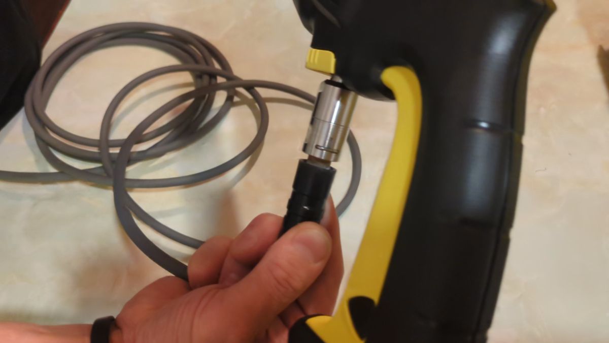 ケルヒャー 高圧洗浄機 ホースアダプター クイック スイベルタイプ 新品、未使用!
