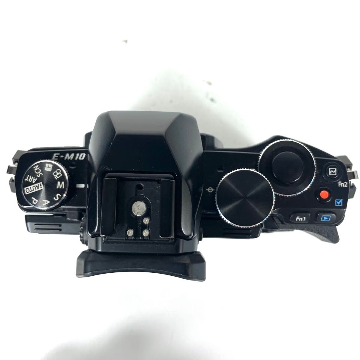 ショット数2510回!!■極上品■ OLYMPUS OM-D E-M10 ボディ ショット数2510回 極上品 OLYMPUS OM-D E-M10 ボディ|Yahoo