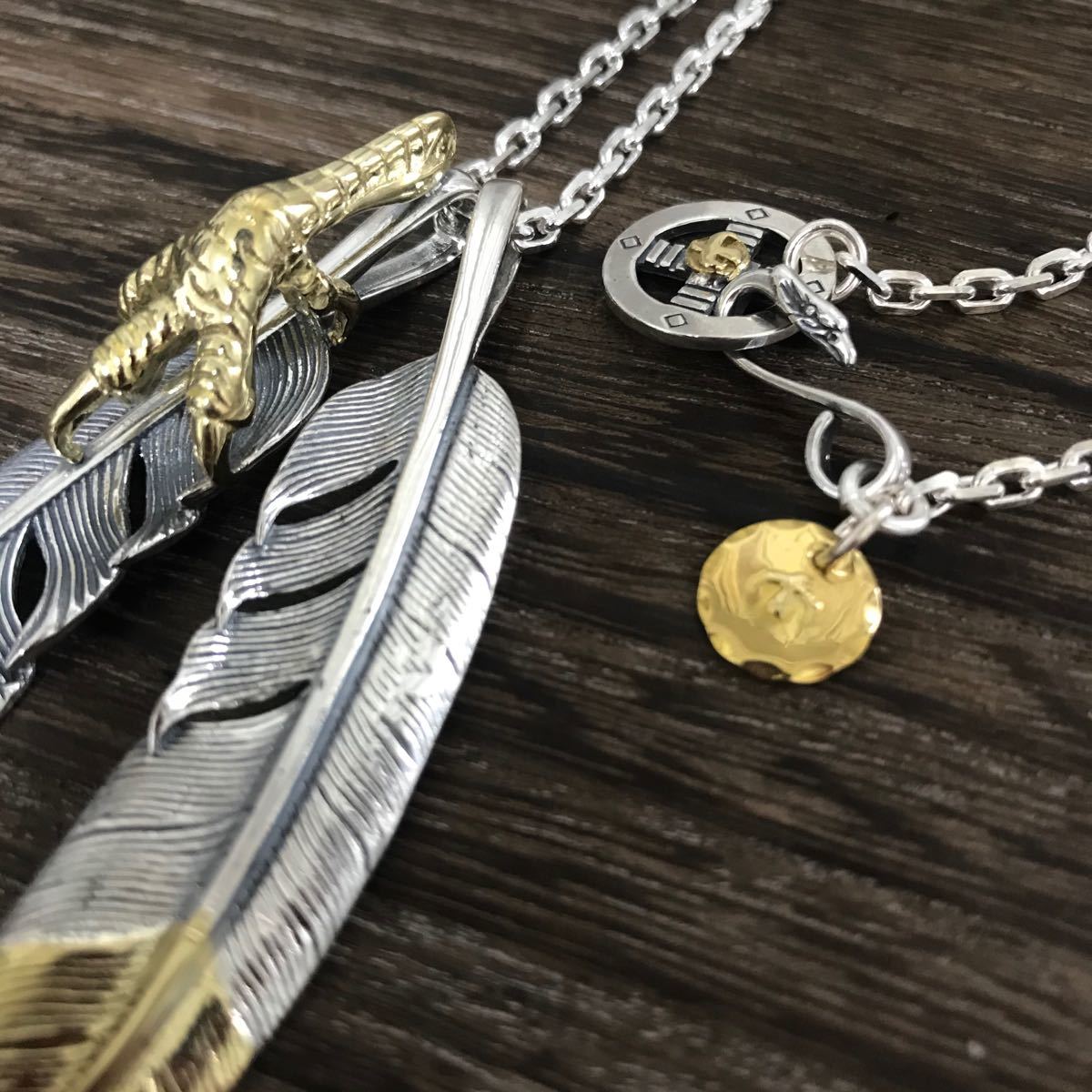 silver925 金爪フェザー 先金フェザー ネックレス / ゴローズ silver925 金爪フェザー 先金フェザー ネックレス / ゴローズ
