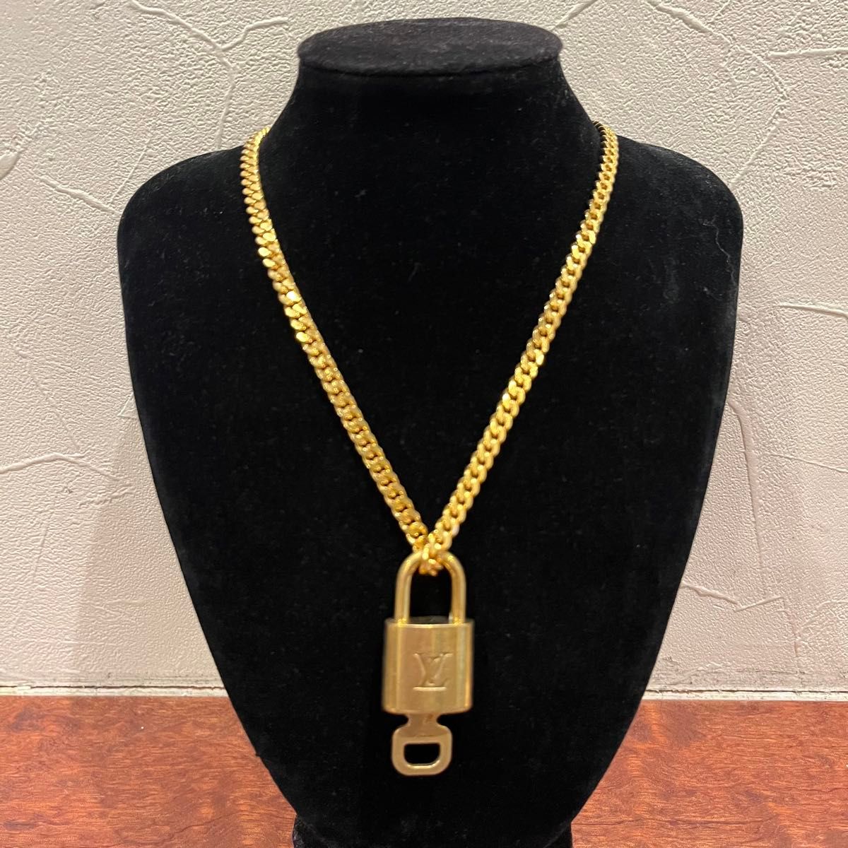 【セット】Louis Vuitton LV パドロック ネックレス Louis Vuitton ルイヴィトン パドロック ネックレス 美品|Yahoo