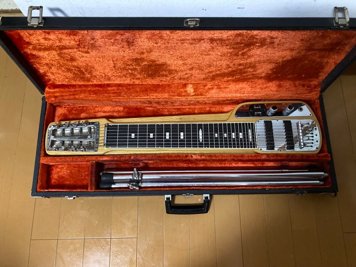 Guyatone グヤ8弦スチールギター スタンド、ケース付 Guyatone グヤ8弦スチールギターHG-308Dスタンド ケース付