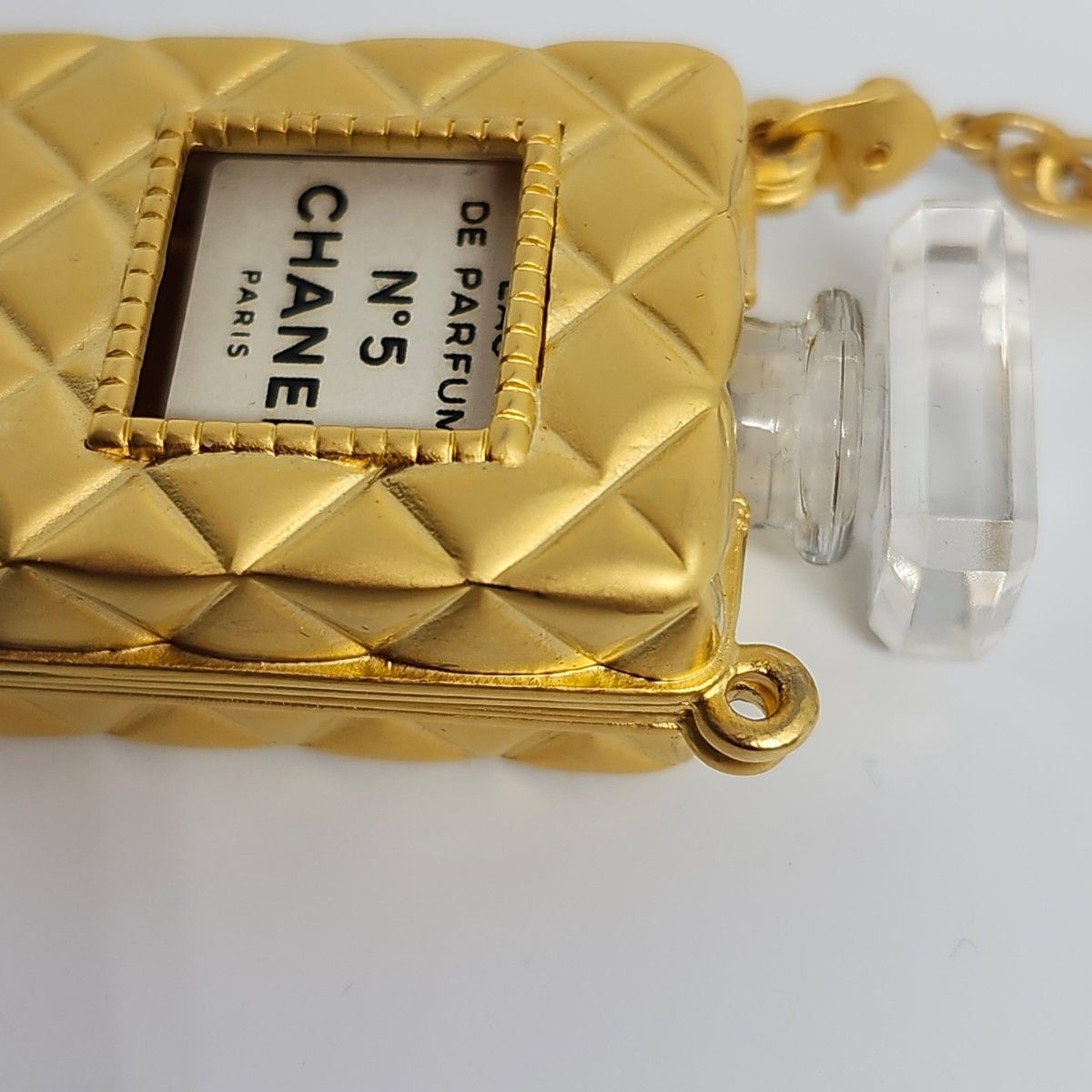 Chanel ゴールドメダルキーホルダー レア 希少 高級 CHANEL シャネル 香水 ココマーク キルティング