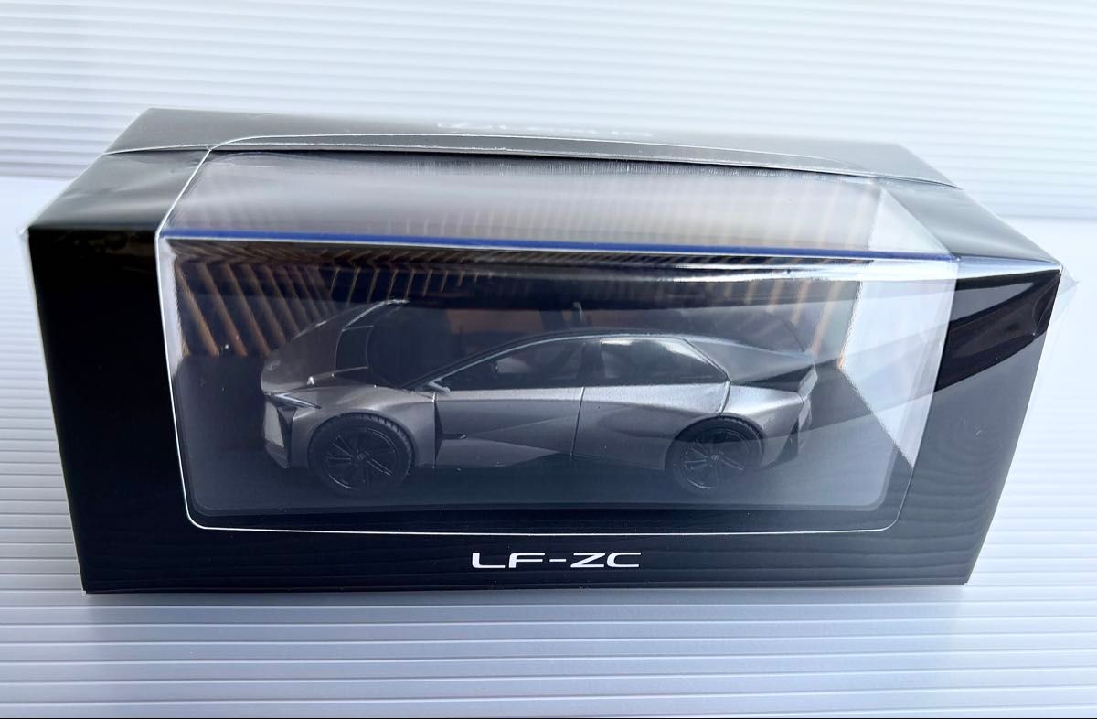 ⭐︎2台⭐︎トヨタ株主総会Lexus LF-ZCの1/43スケールミニカー、非売品! LEXUS LF-ZC 1/43スケールミニカー トヨタ株主総会の贈答品 一般