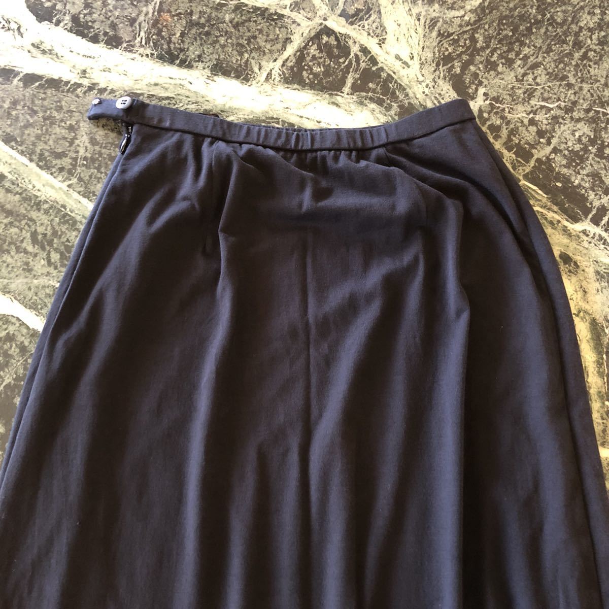 【美品】UNDICI-NOVE★ウンディッチノーベ ウンディッチノーヴェ ロングスカート 黒 40サイズ Mサイズ 柔らか素材_画像2