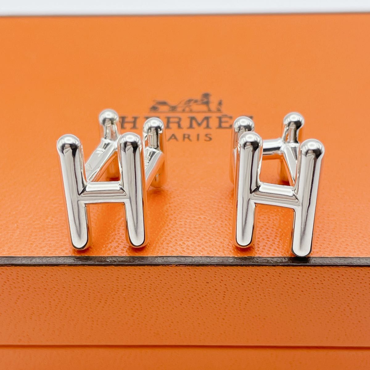 エルメス カフス Hロゴ HERMES HERMES カフス H ロゴ カフリンクス スクエア エルメス シルバー