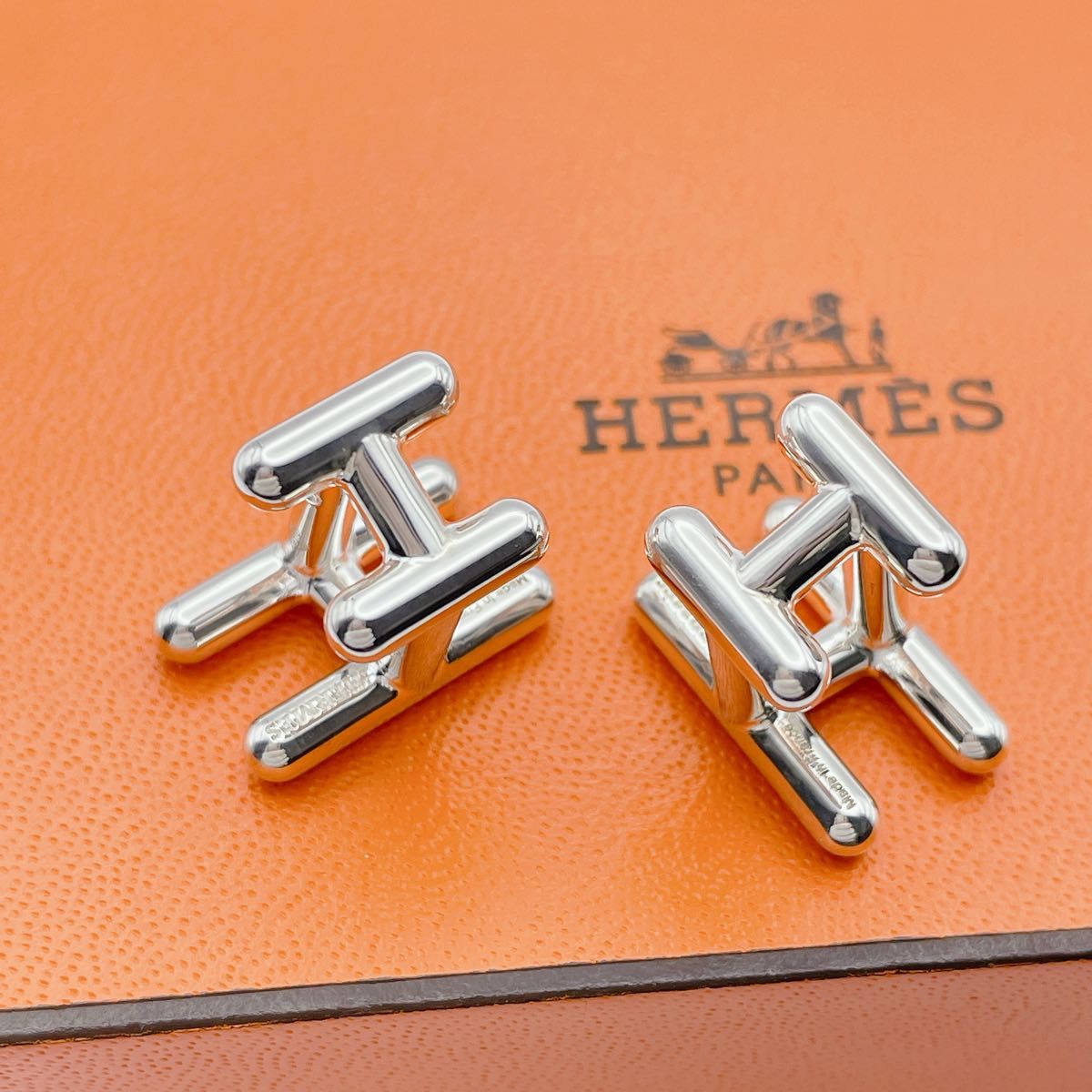 美品 HERMES エルメス カフス スクエア H シルバー カフリンクス HERMES カフス H ロゴ カフリンクス スクエア エルメス シルバー