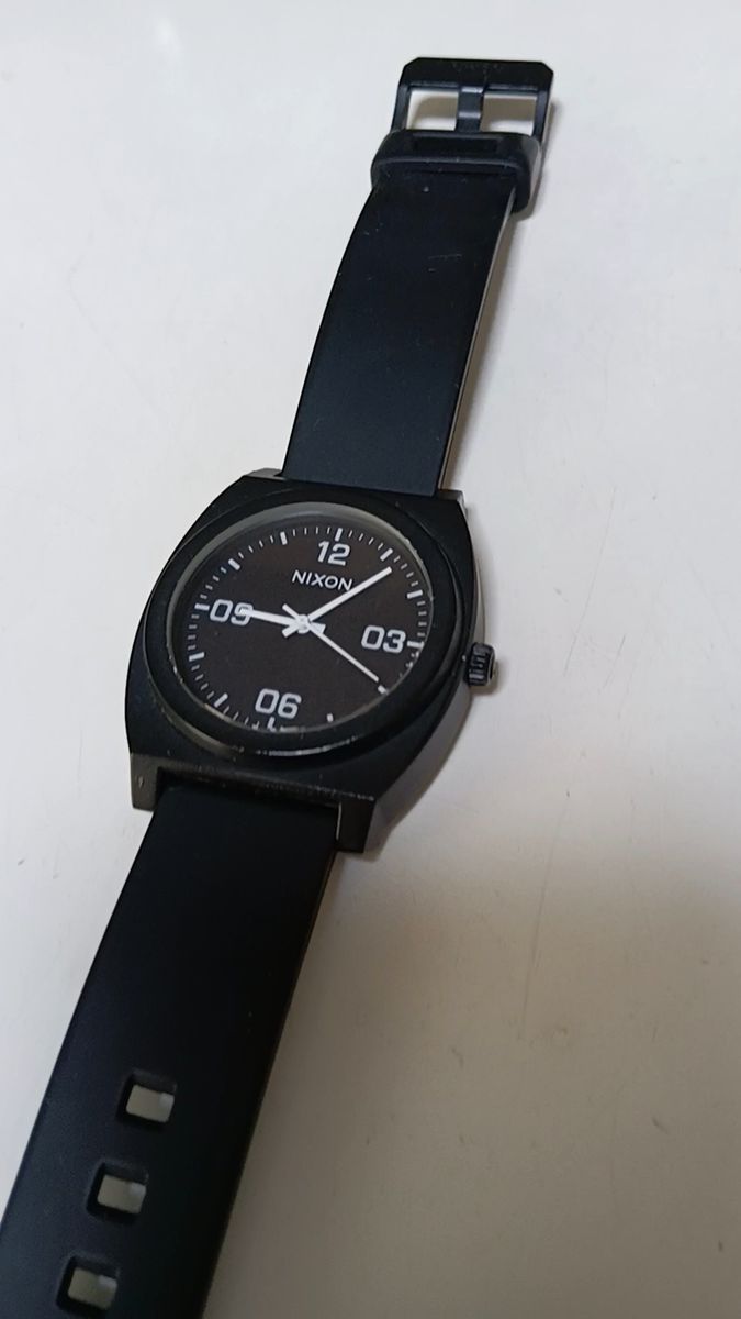 ニクソン Nixon 腕時計 稼動品