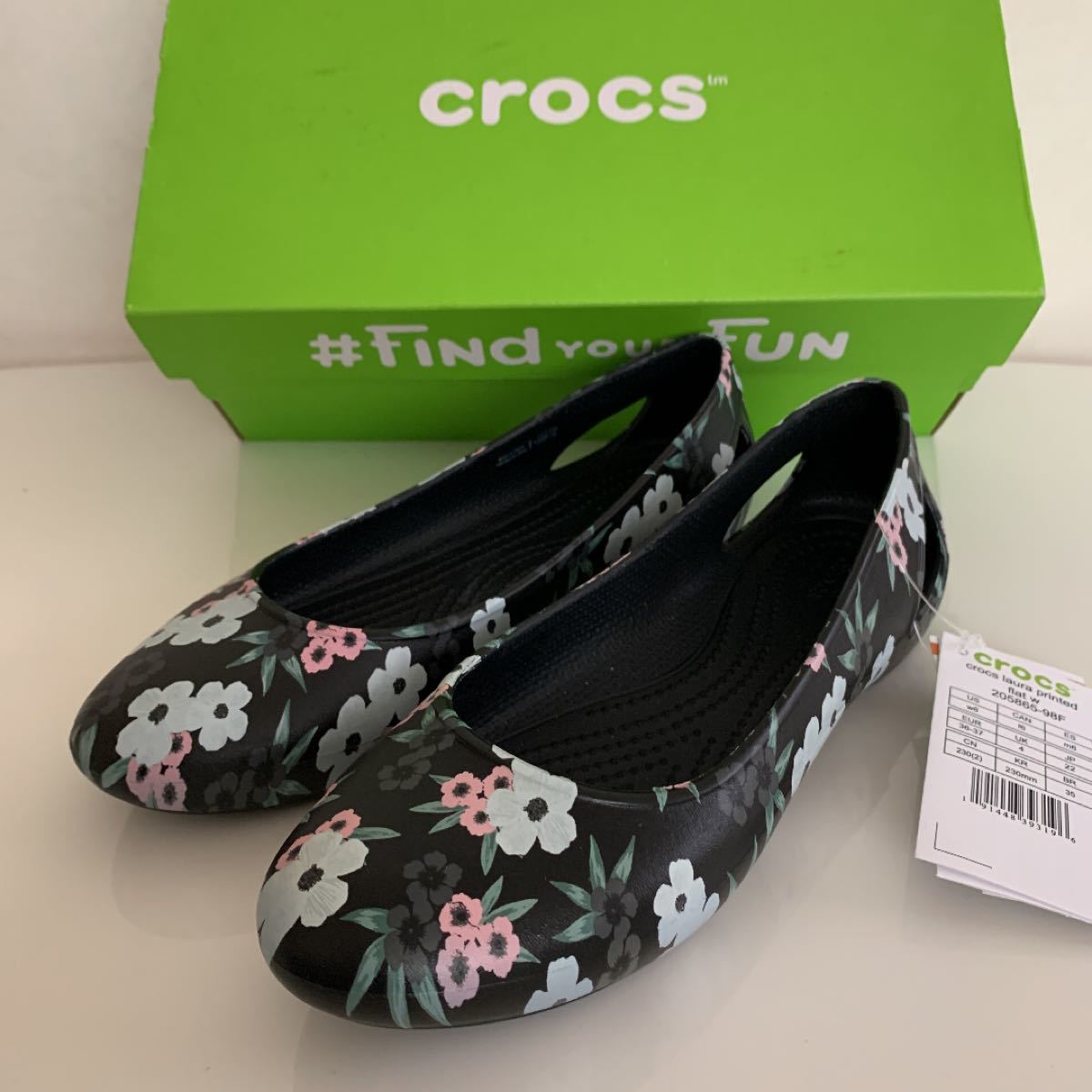 新品★Crocs★クロックス　ローラプリンテッドフラットウィメン　W６