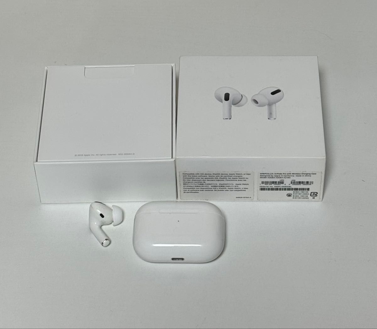 【正規品】Apple AirPods pro 第1世代 本体 充電ケース付き 第1世代 Apple AirPods Pro 左耳のみ 本体 充電ケース付き
