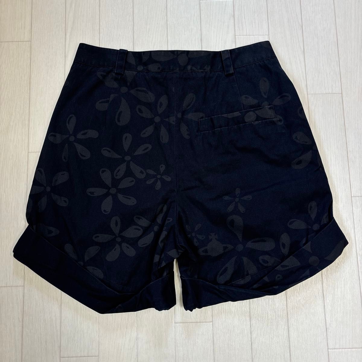 Vivienne Westwood ショートパンツ Vivienne Westwood ヴィヴィアンウエストウッド ボタニカル柄