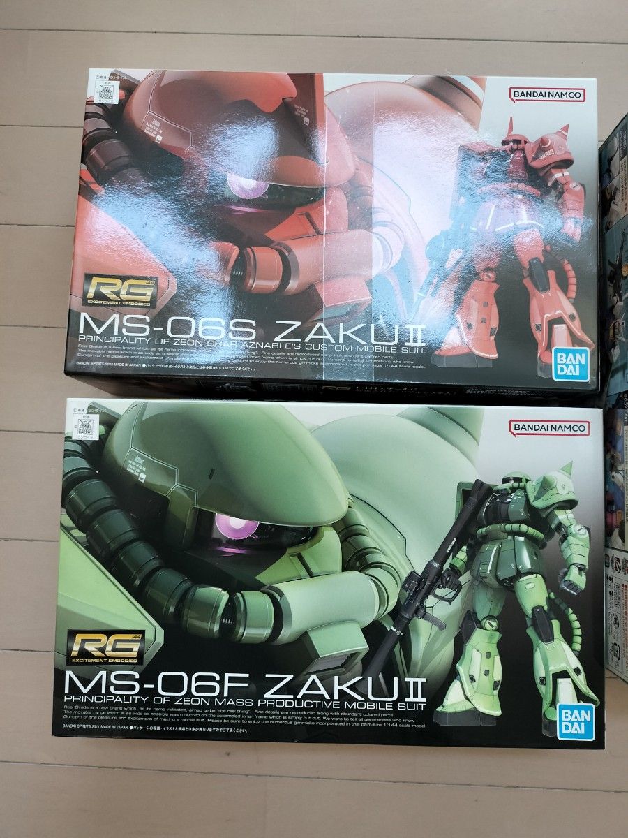 MGガンダムver.oneyear+シャア専用ズゴック+RGザクⅡ2種 MGガンダムver oneyear+シャア専用ズゴック+RGザクⅡ2種