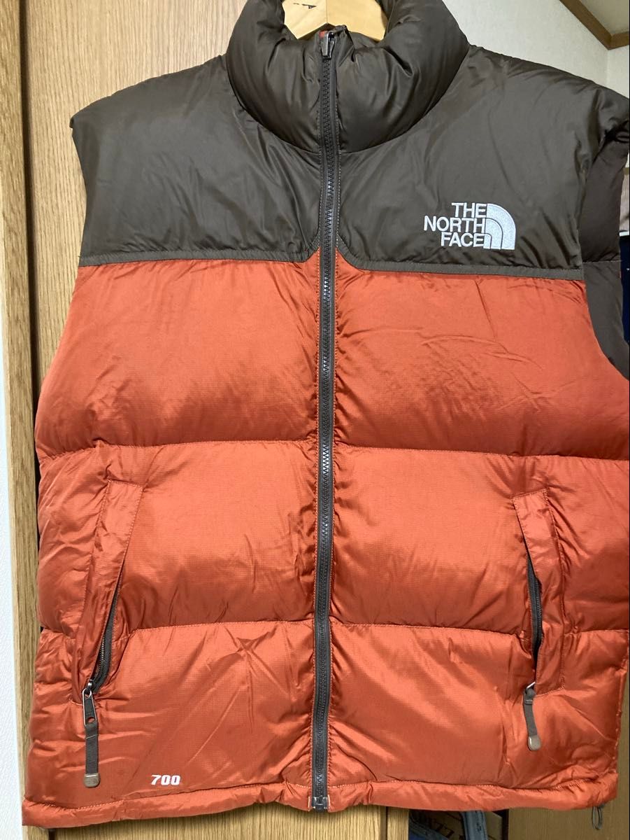 THE NORTH FACE ダウンベスト オレンジ×ブラック 美品 THE NORTH FACE ザ ノース フェイスダウンベスト オレンジ