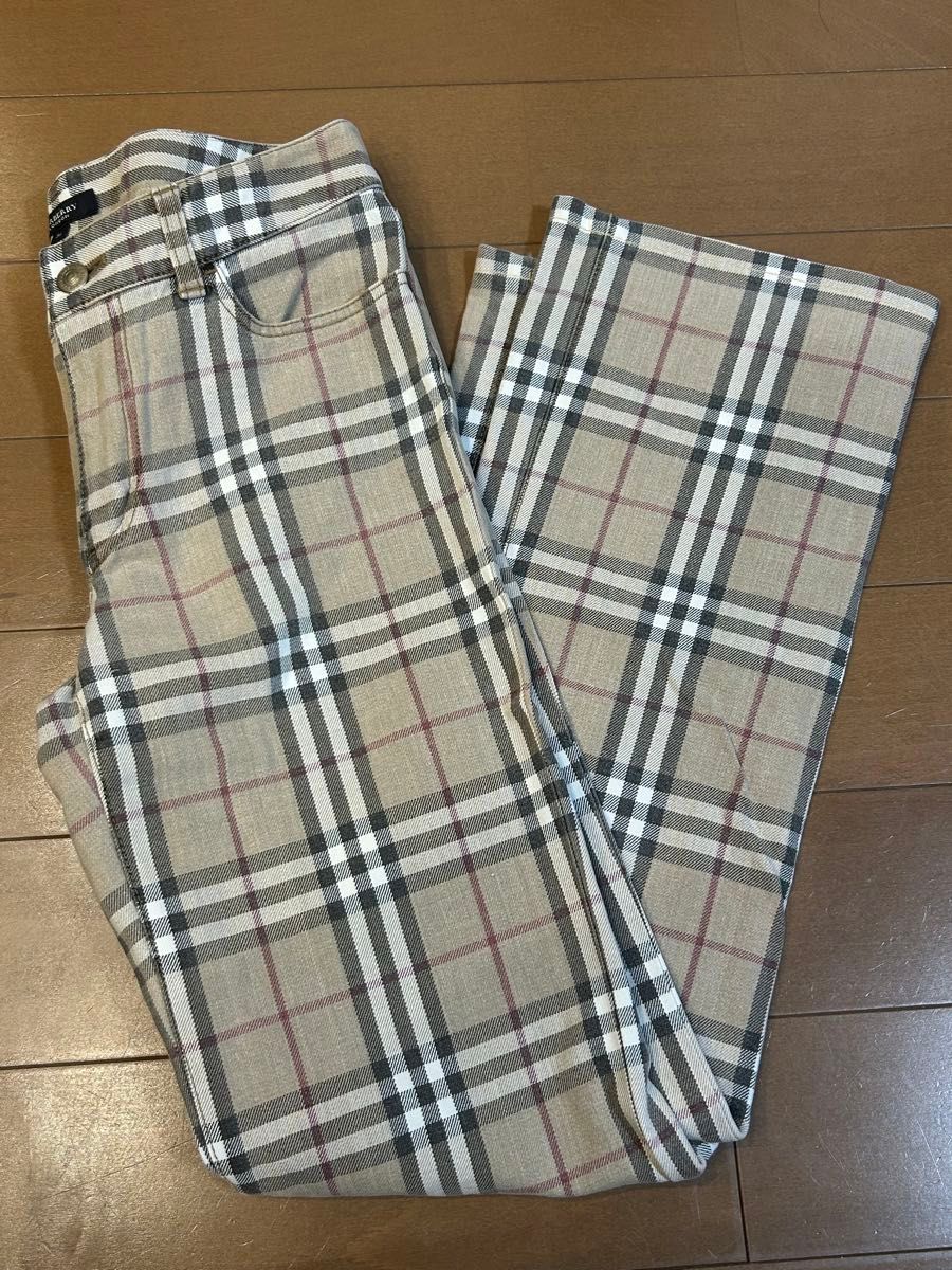 希少 BURBERRY バーバリーロンドン ノバチェック デニムパンツ 36 希少 BURBERRY バーバリーロンドン ノバチェック デニムパンツ