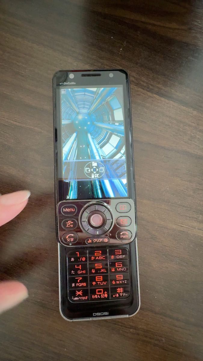 D905i docomo ガラケー