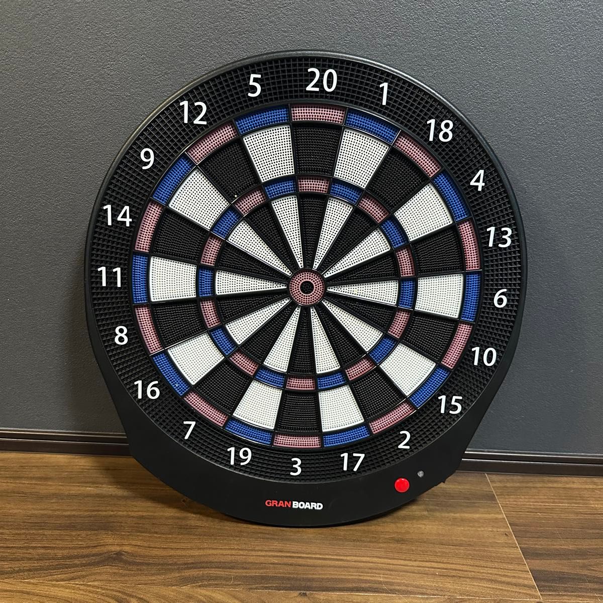 GRANBOARD ダッシュ ブルー ダーツボード 45cm ダーツボード GRANBOARD ダッシュ ブルー & ダーツスタンド GRAN