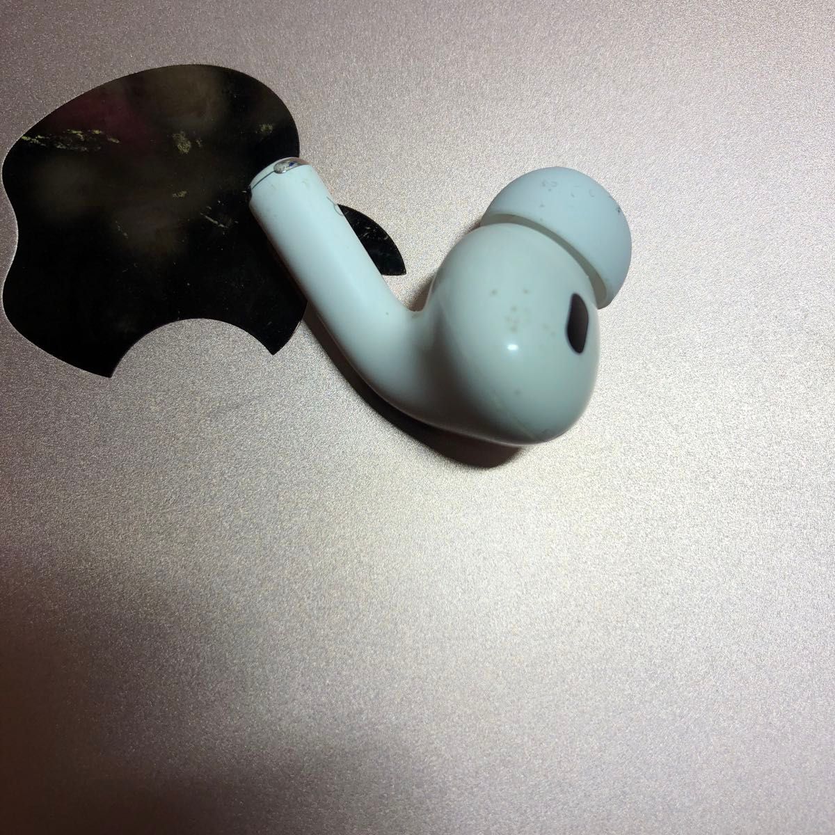 Apple AirPods Pro 第2世代 lightning 右耳 右側 右 Apple AirPods Pro 第2世代 lightning 右耳 右 右側|Yahoo
