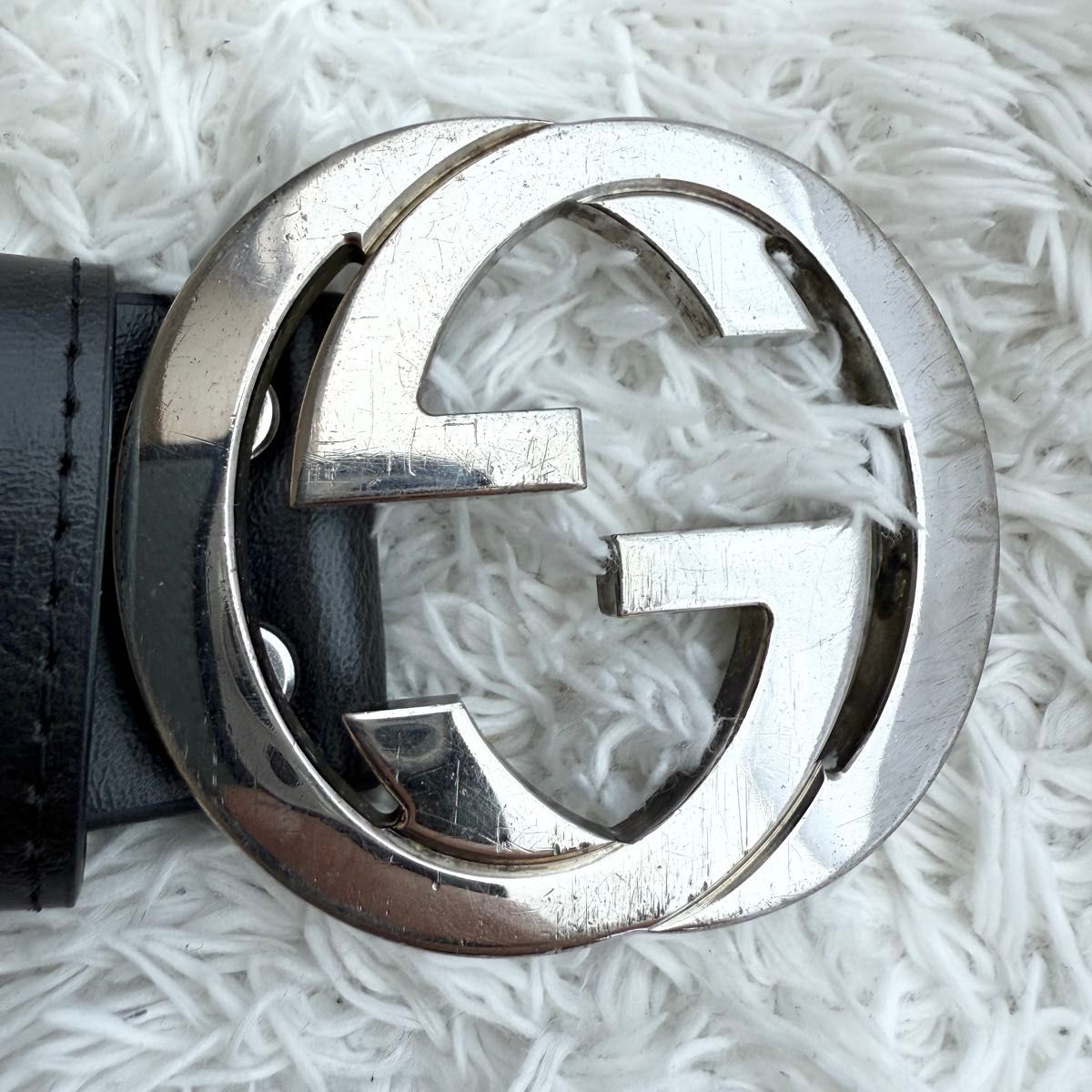 【美品】GUCCI ベルト インターロッキング GG デカロゴ シルバー 黒 美品】GUCCI ベルト インターロッキング GG デカロゴ シルバー