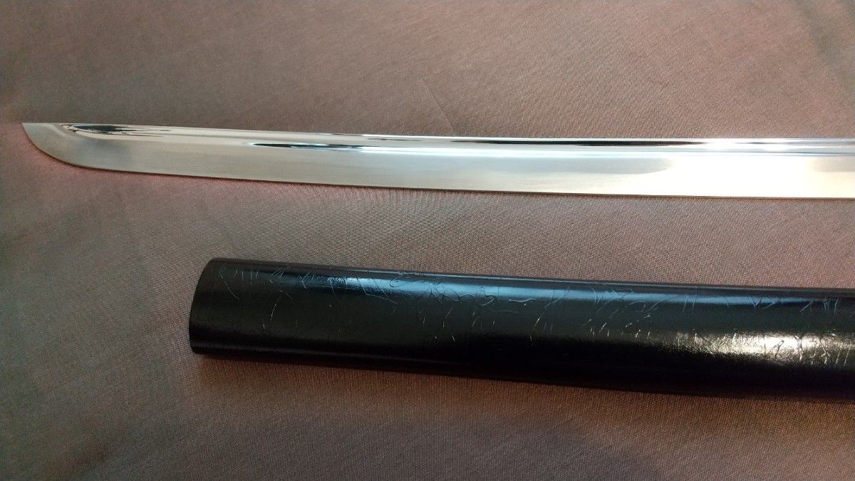 【二尺三寸ハ分】レザー風 居合刀 透かし鍔 模造刀 武具 拵え 日本刀 刀剣 二尺四寸三分】居合刀 透かし鉄鍔 樋入り刀身 模造刀 武具 拵え